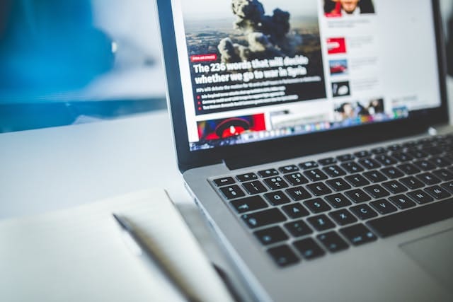 Apa itu Website Media Online? Pengertian, Fitur & Contohnya